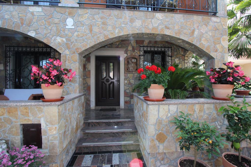 Apartments Marlina Rovinj Exterior foto