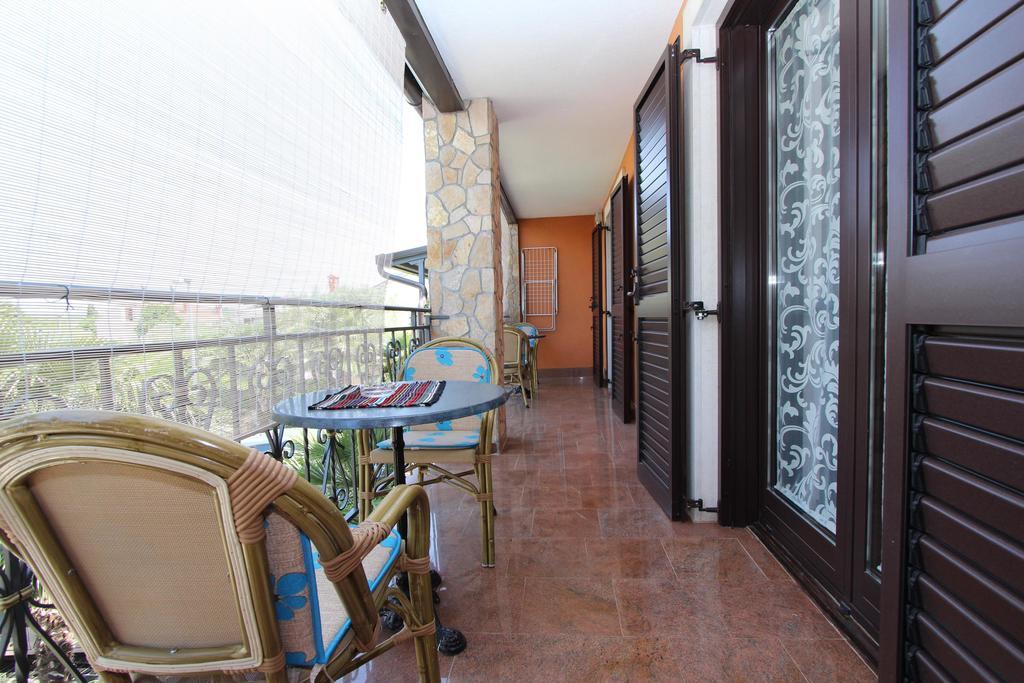 Apartments Marlina Rovinj Habitación foto